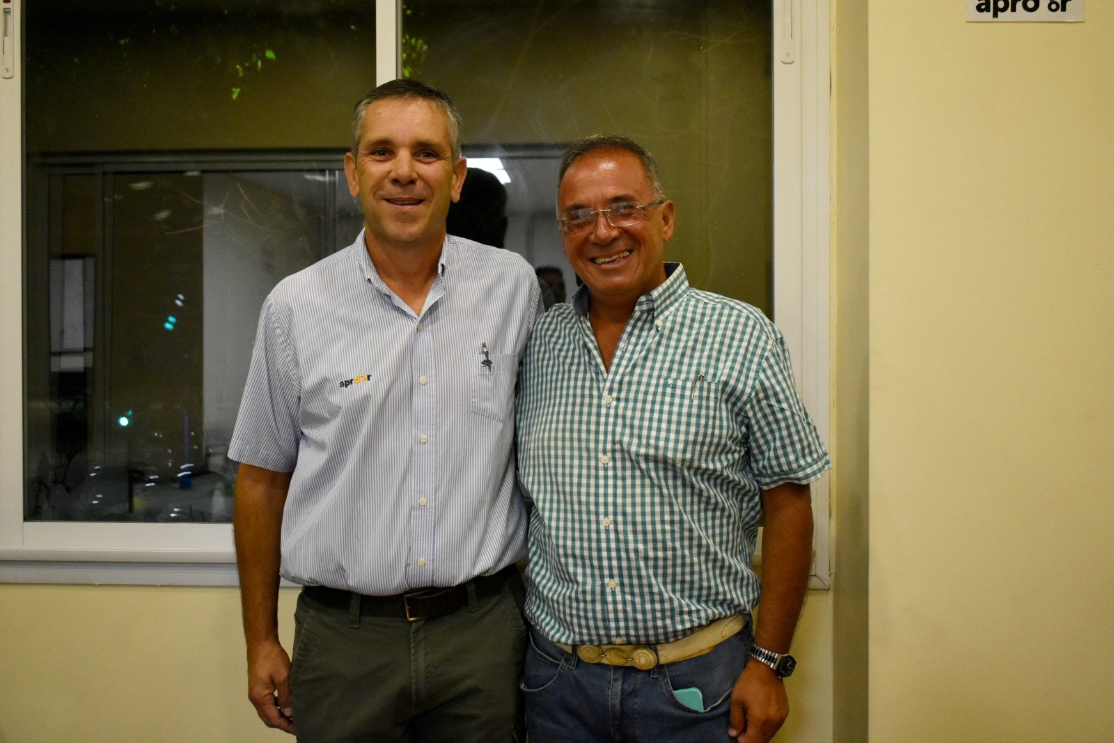 Gonzalo Blasco, el presidente saliente, junto a Hugo Meloni, el nuevo presidente de APRONOR.